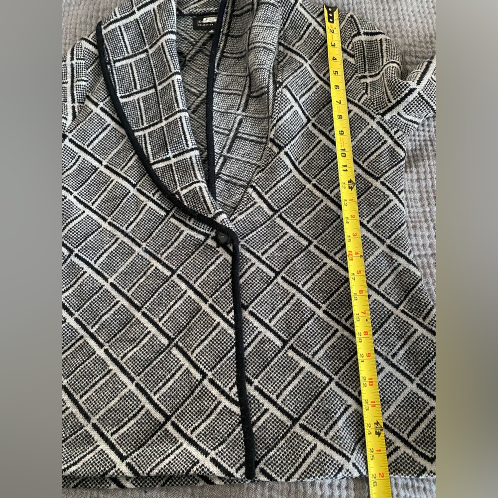 merino wool cardigan jones New York collection size medium - Picture 9 of 10
